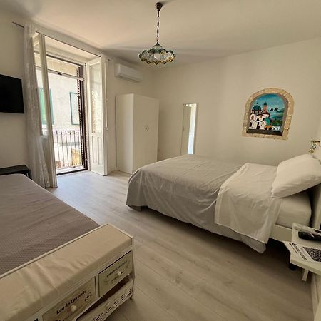 B&B Due Su Due Holiday Vietri Exterior foto