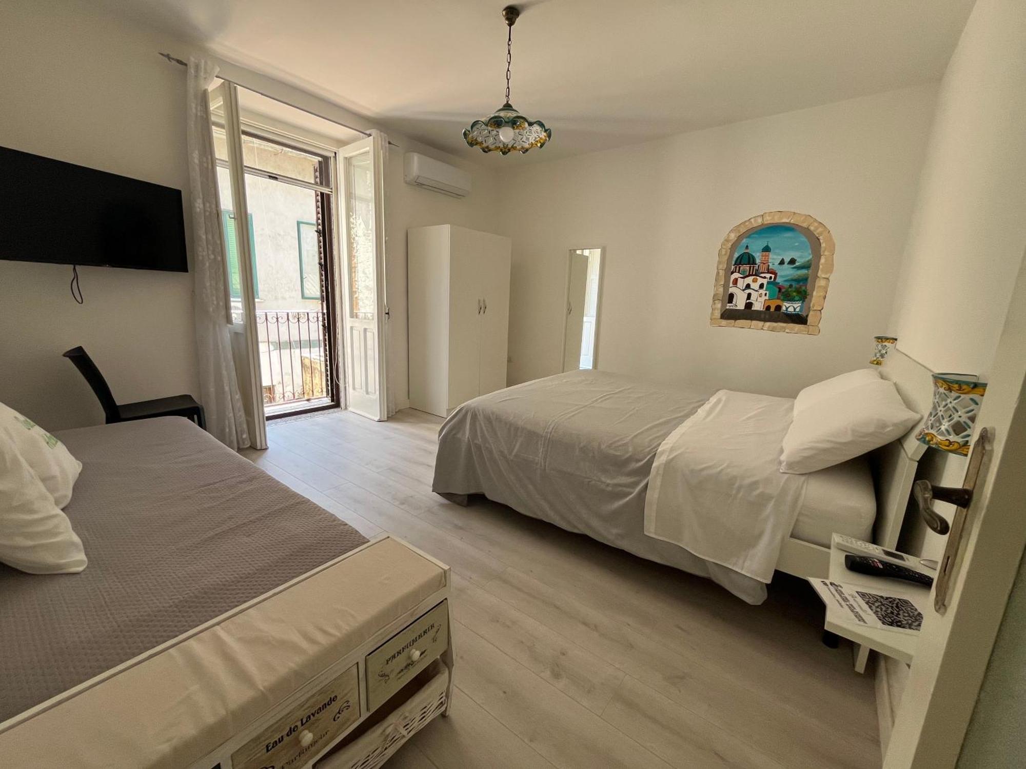 B&B Due Su Due Holiday Vietri Exterior foto